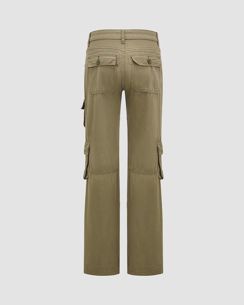 Elegantly Styled Pants for Everyday Wear