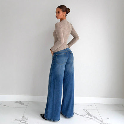 Polished T-Shirt with an Effortless Classic Look