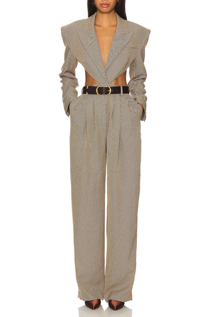Effortlessly Elegant Garment with a Timeless Design