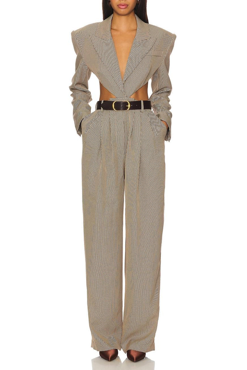 Effortlessly Elegant Garment with a Timeless Design