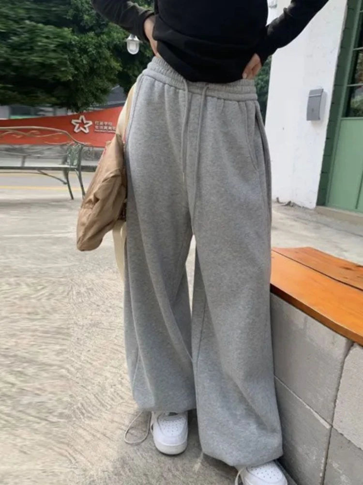 Sophisticated Pants with a Clean Classic Look