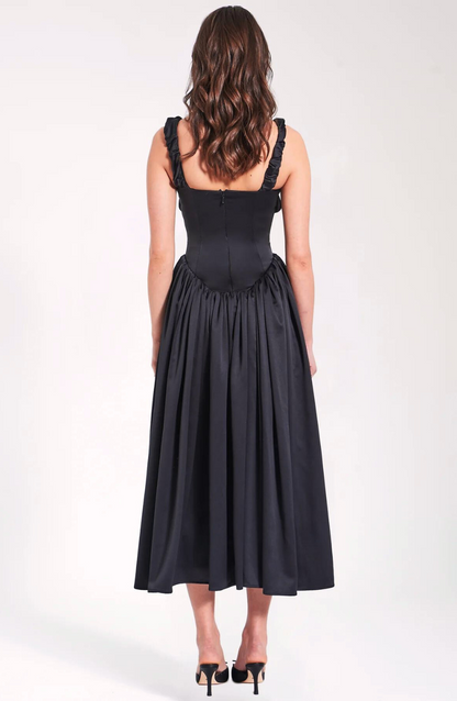 Classic Vintage Dress with a Flattering Fit
