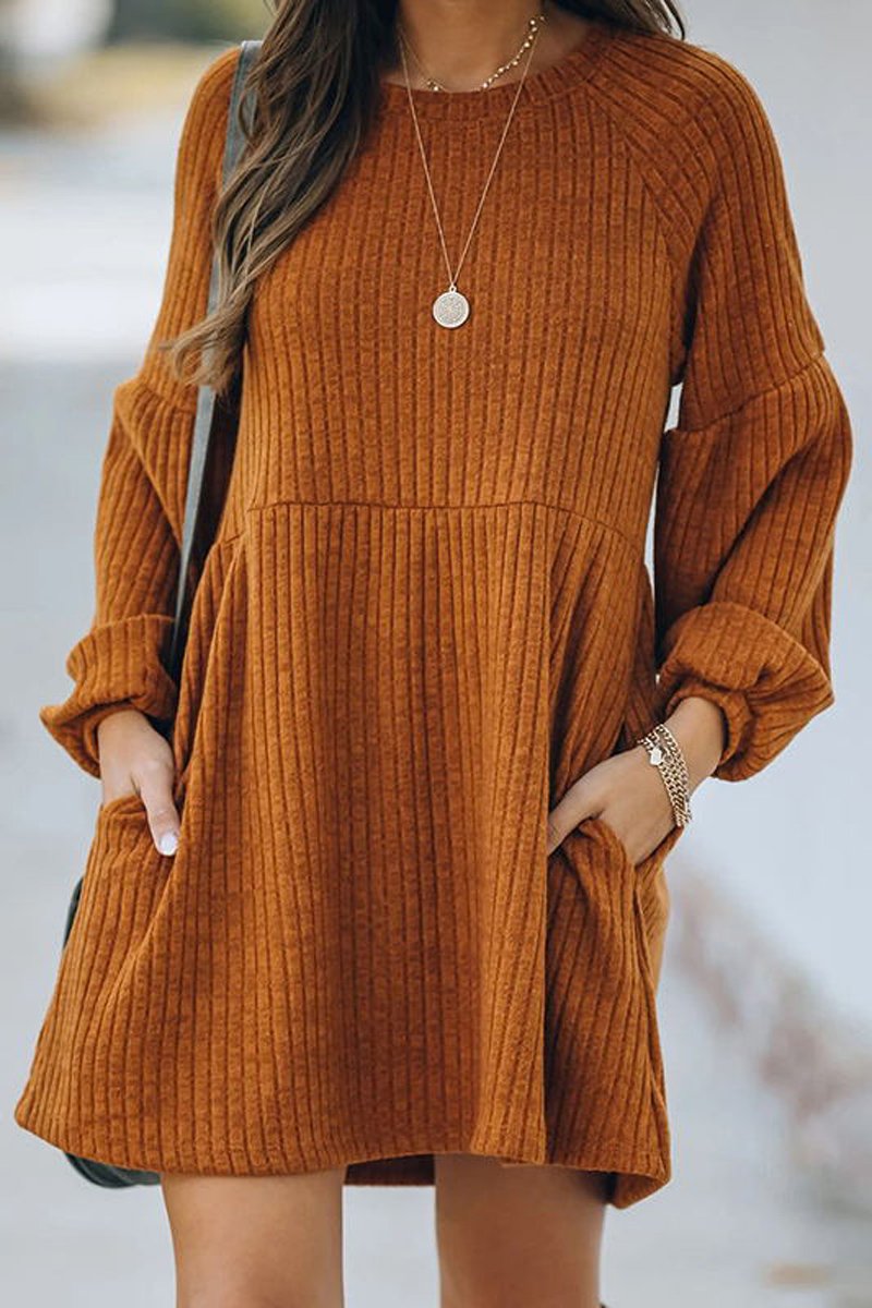 Sophisticated Dress with a Clean Classic Look