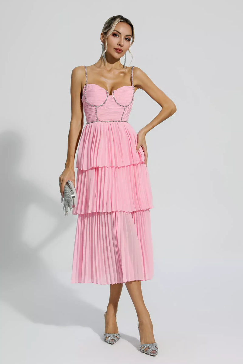 Gracefully Styled Dress for Any Occasion