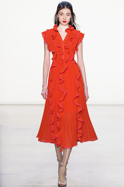 Gracefully Styled Dress for Any Occasion