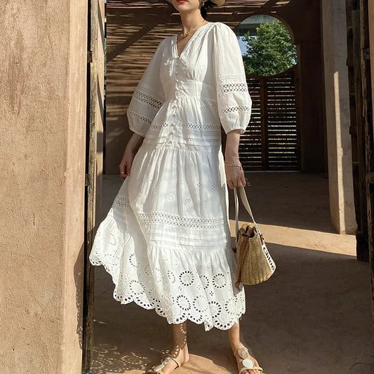 Sophisticated Dress with a Clean Classic Look