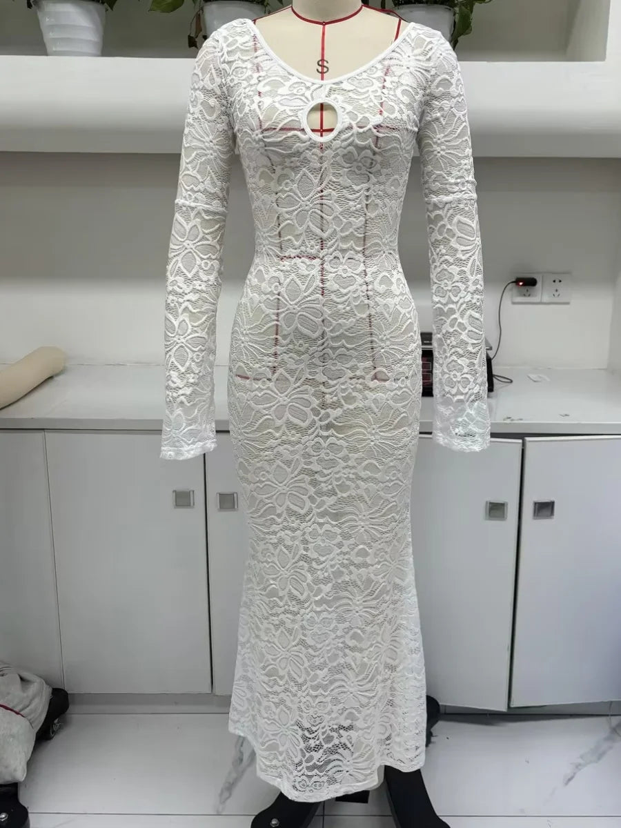 Beautifully Crafted Dress in a Classic Style