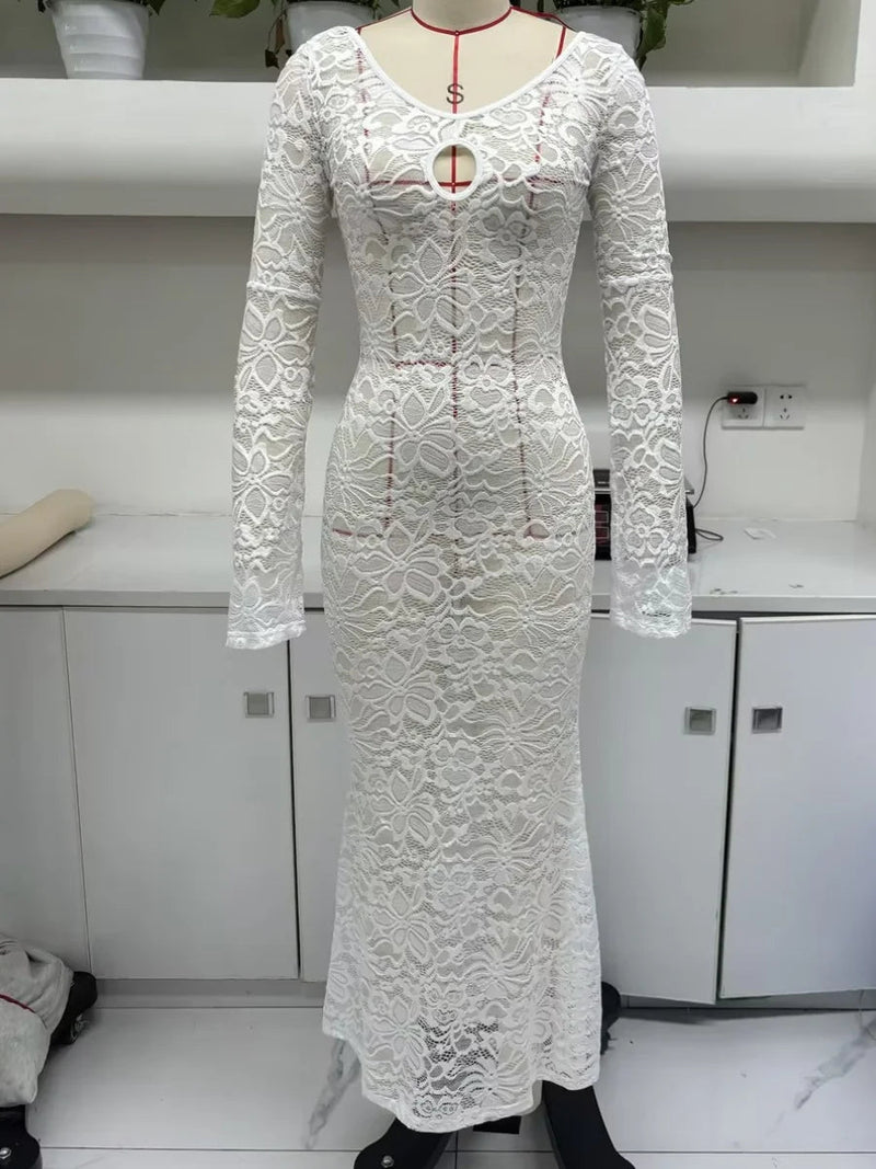 Beautifully Crafted Dress in a Classic Style