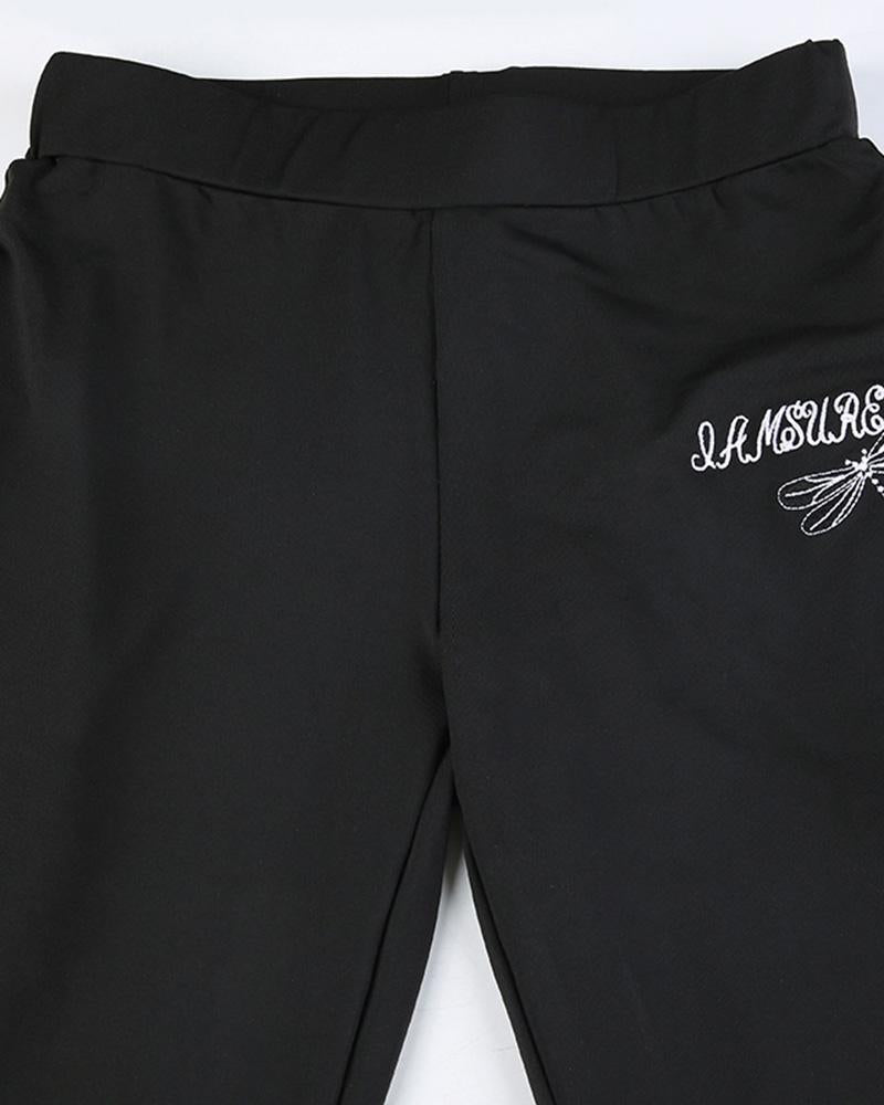 Beautifully Finished Pants in a Timeless Design