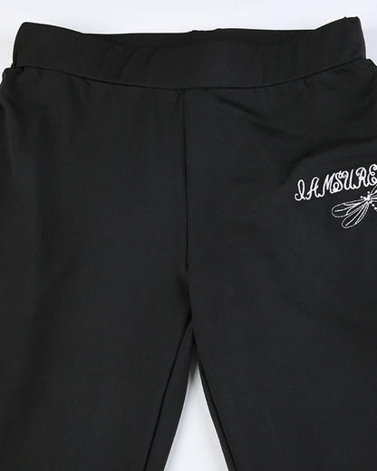 Beautifully Finished Pants in a Timeless Design