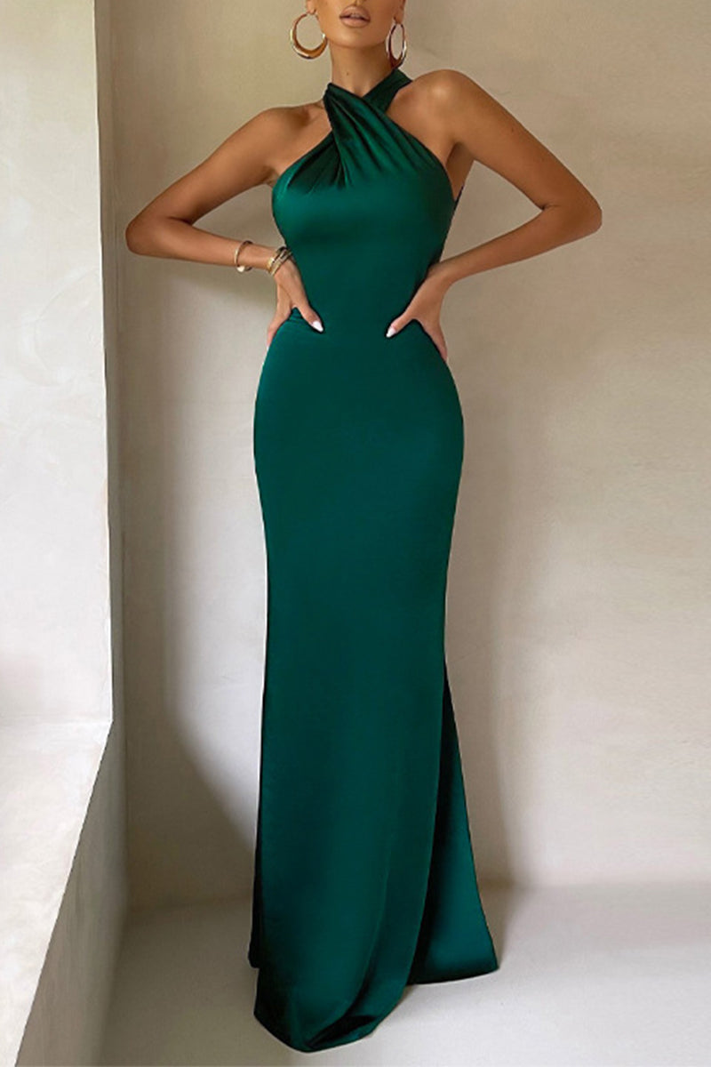 Sophisticated Dress with a Clean Classic Look