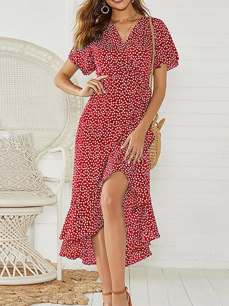 Classic Vintage Dress with a Flattering Fit