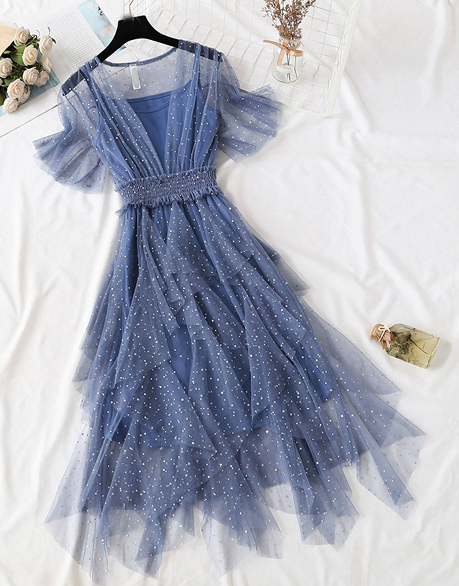 Gracefully Styled Dress for Any Occasion