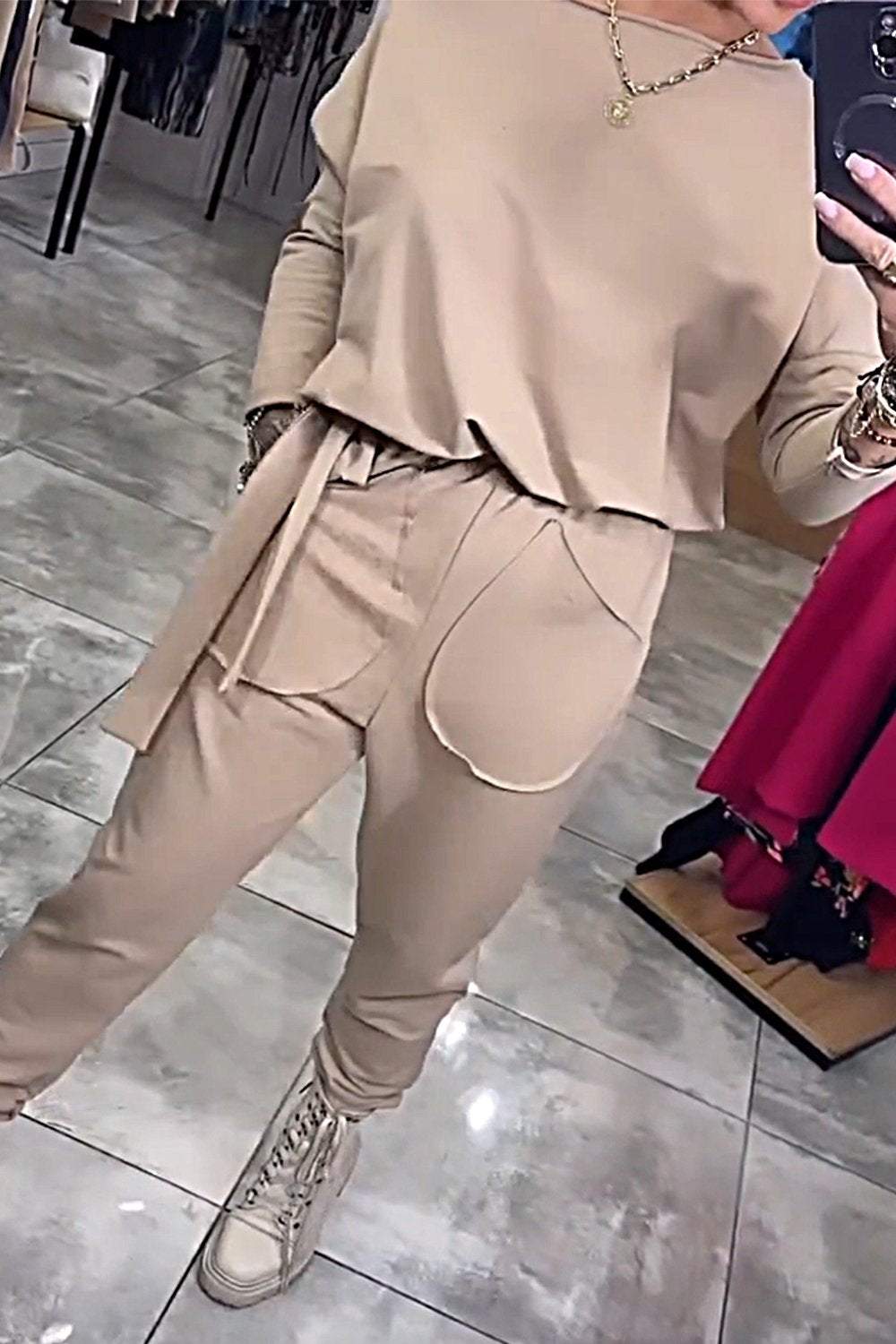 Polished Pants with an Effortless Classic Look