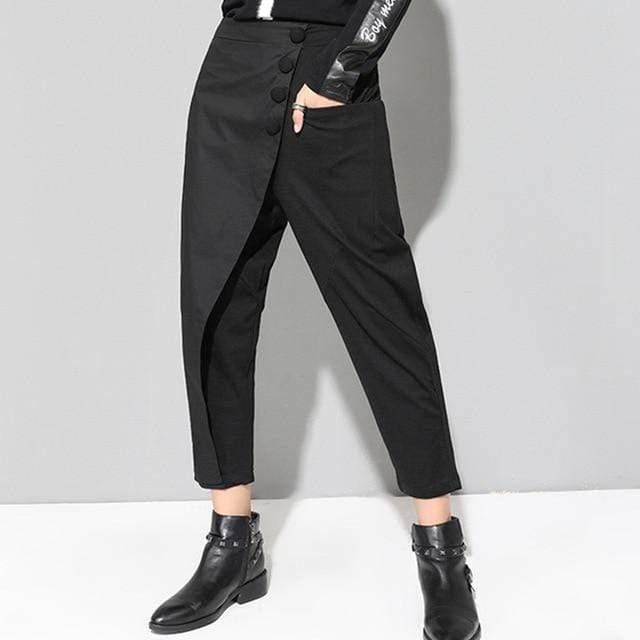 Elegantly Styled Pants for Everyday Wear