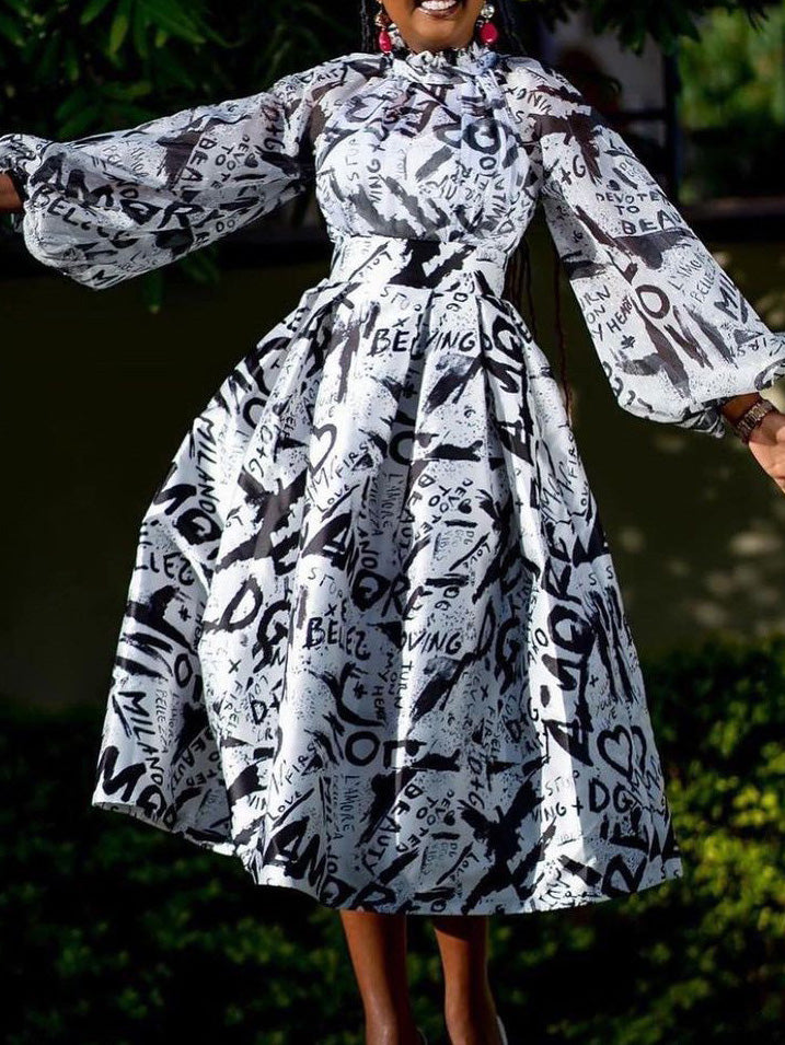 Classic Vintage & Enduringly Stylish Dress