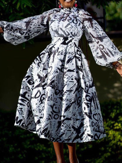 Classic Vintage & Enduringly Stylish Dress