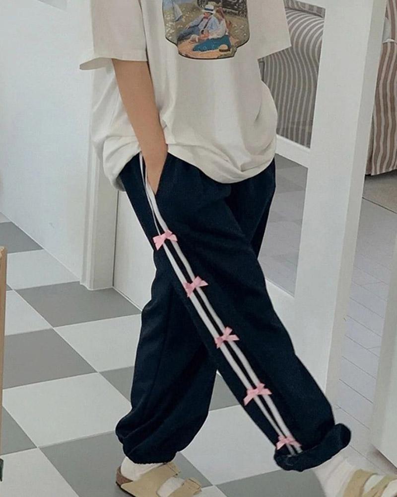 Elegantly Styled Pants for Everyday Wear