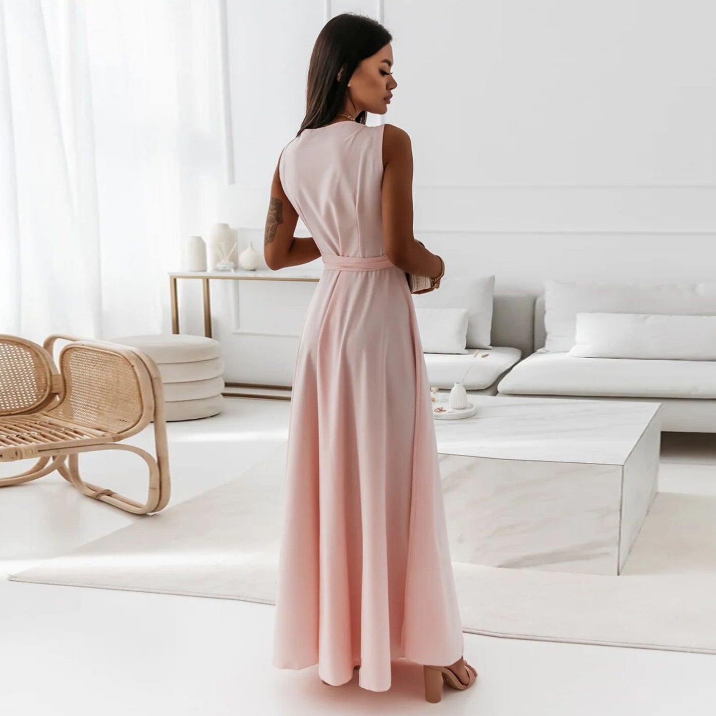 Sophisticated Dress with a Clean Classic Look