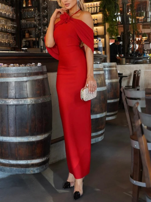 Gracefully Styled Dress for Any Occasion