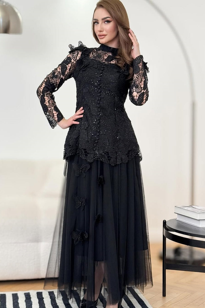 Classic Vintage & Enduringly Stylish Dress