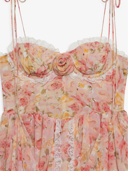 Beautifully Crafted Dress in a Classic Style