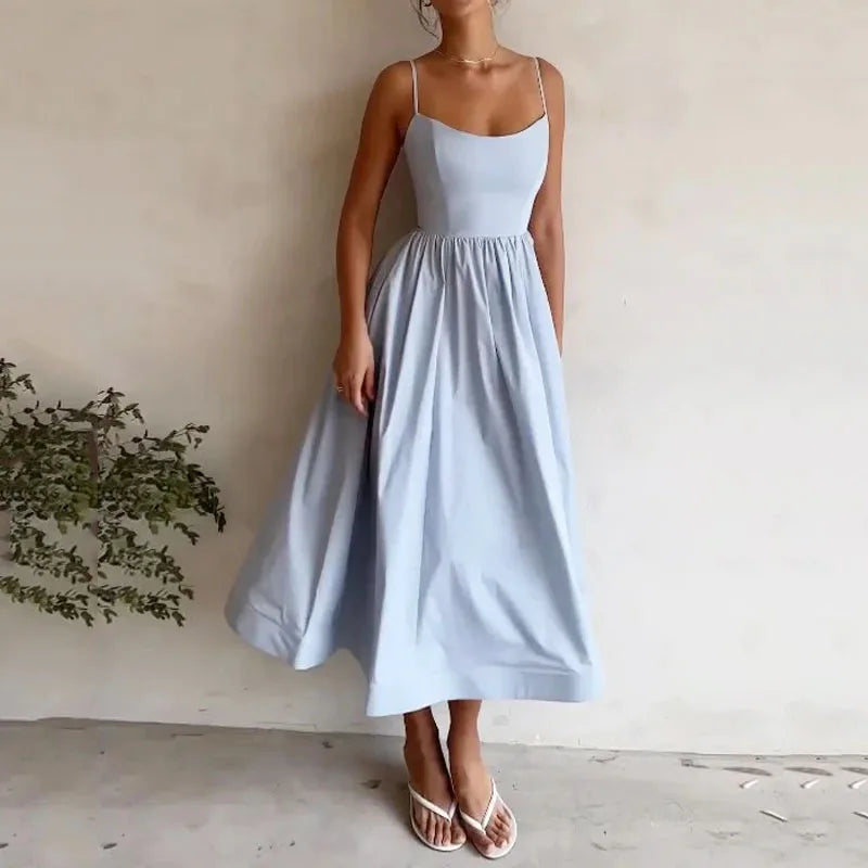 Effortlessly Elegant Dress with a Timeless Design