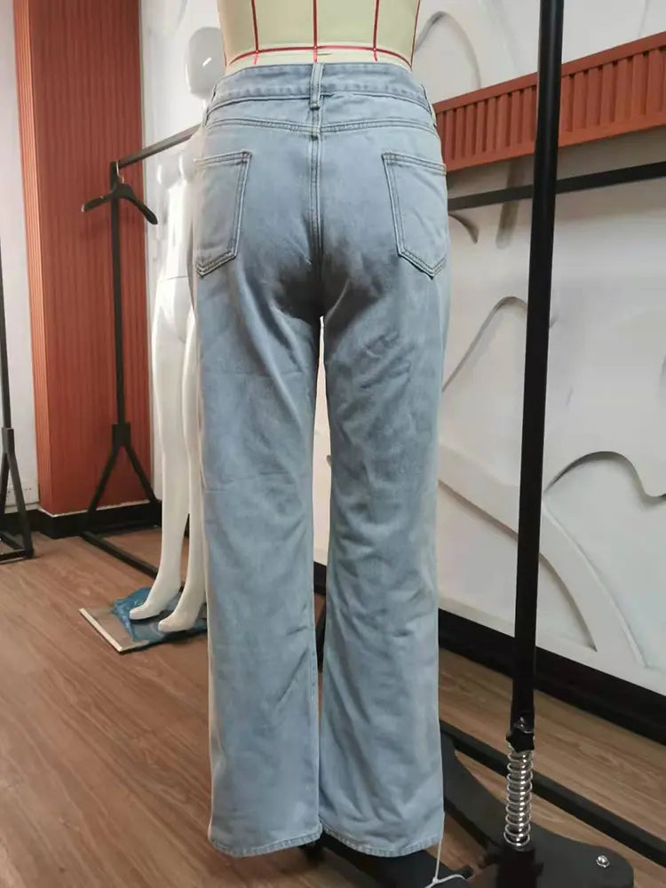 Classic Vintage Pants with a Flattering Fit