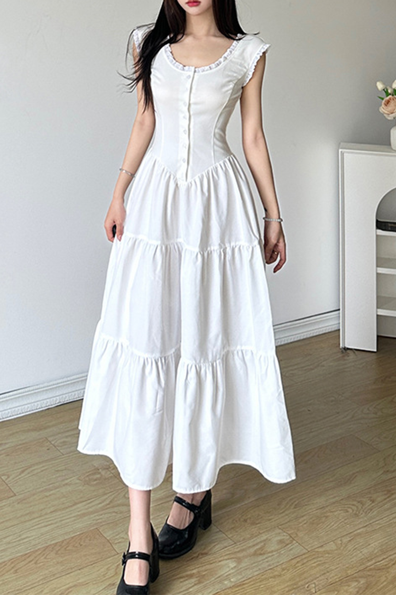 Effortlessly Elegant Dress with a Timeless Design