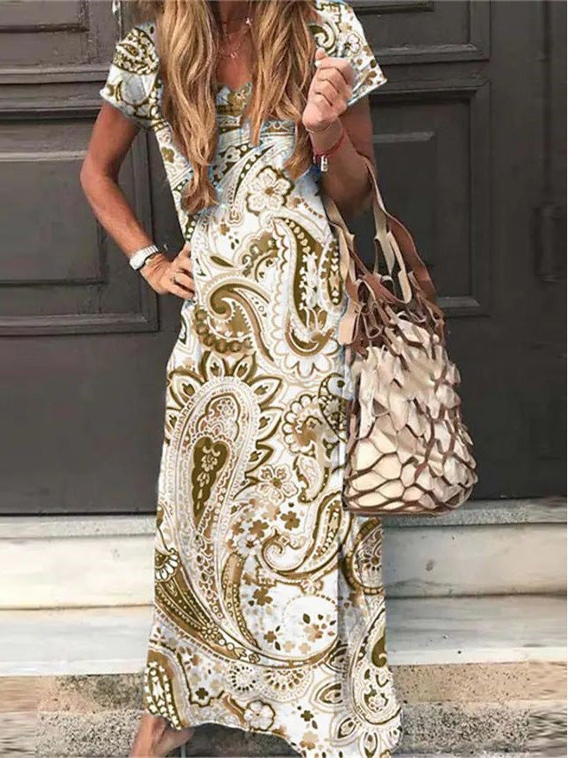 Classic Vintage & Enduringly Stylish Dress