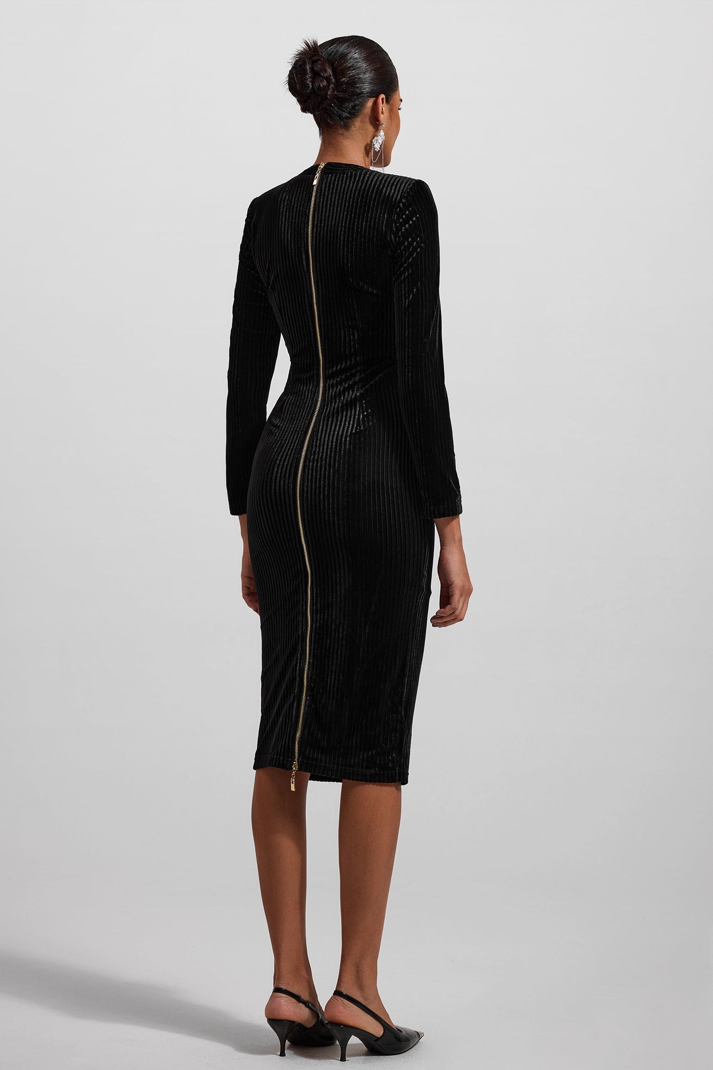 Polished Dress with an Effortless Classic Look