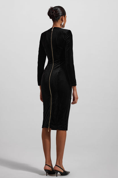 Polished Dress with an Effortless Classic Look