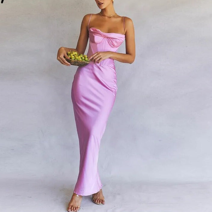 Gracefully Styled Dress for Any Occasion