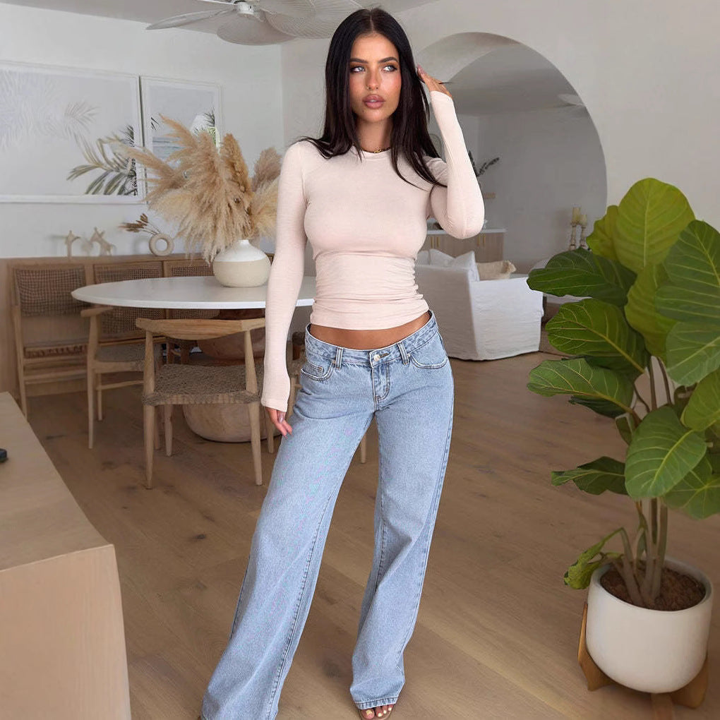 Effortlessly Elegant Trousers with a Timeless Design
