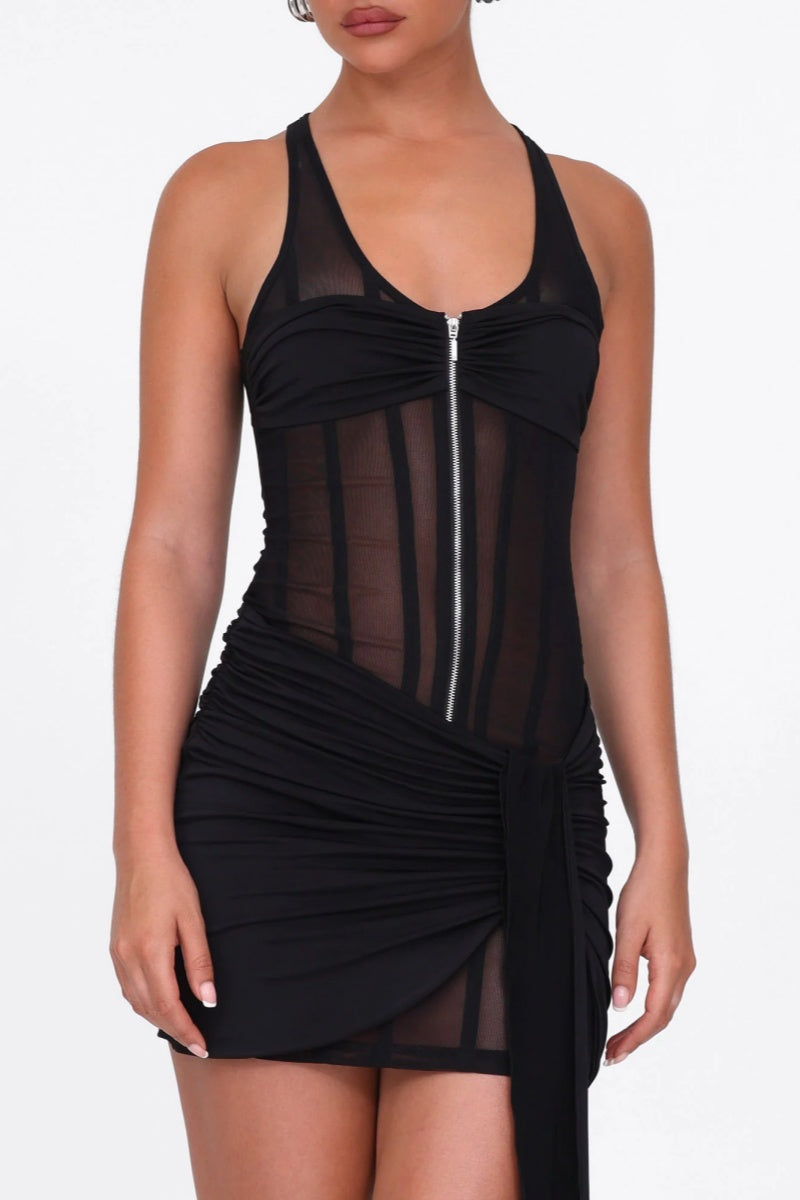 Classic Vintage Dress with a Flattering Fit
