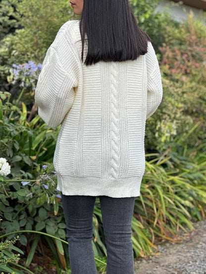 Effortlessly Elegant Cardigan with a Timeless Design