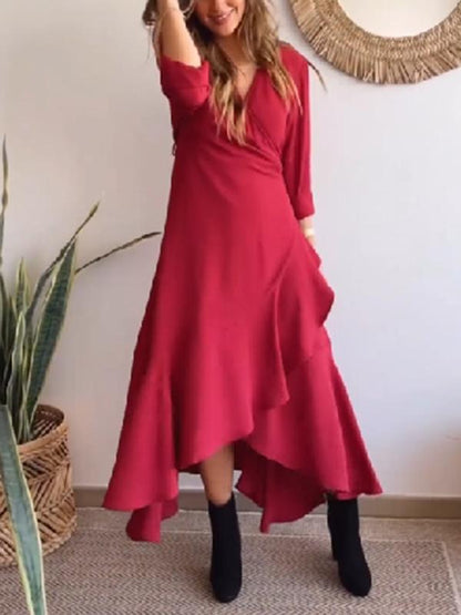 Effortlessly Elegant Dress with a Timeless Design