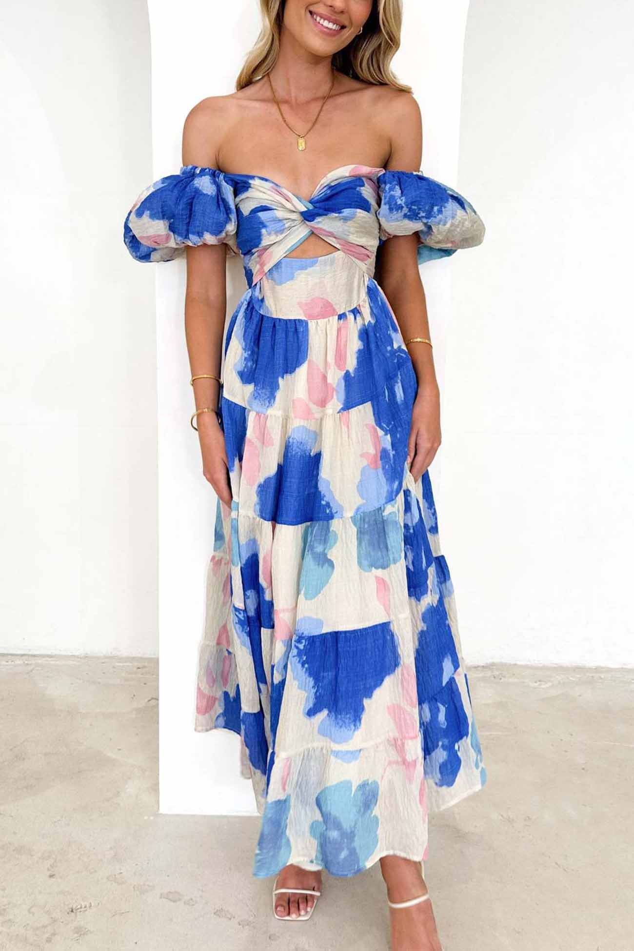 Gracefully Styled Dress for Any Occasion