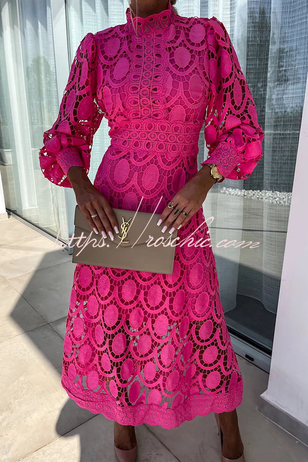 Classic Vintage Dress with a Flattering Fit