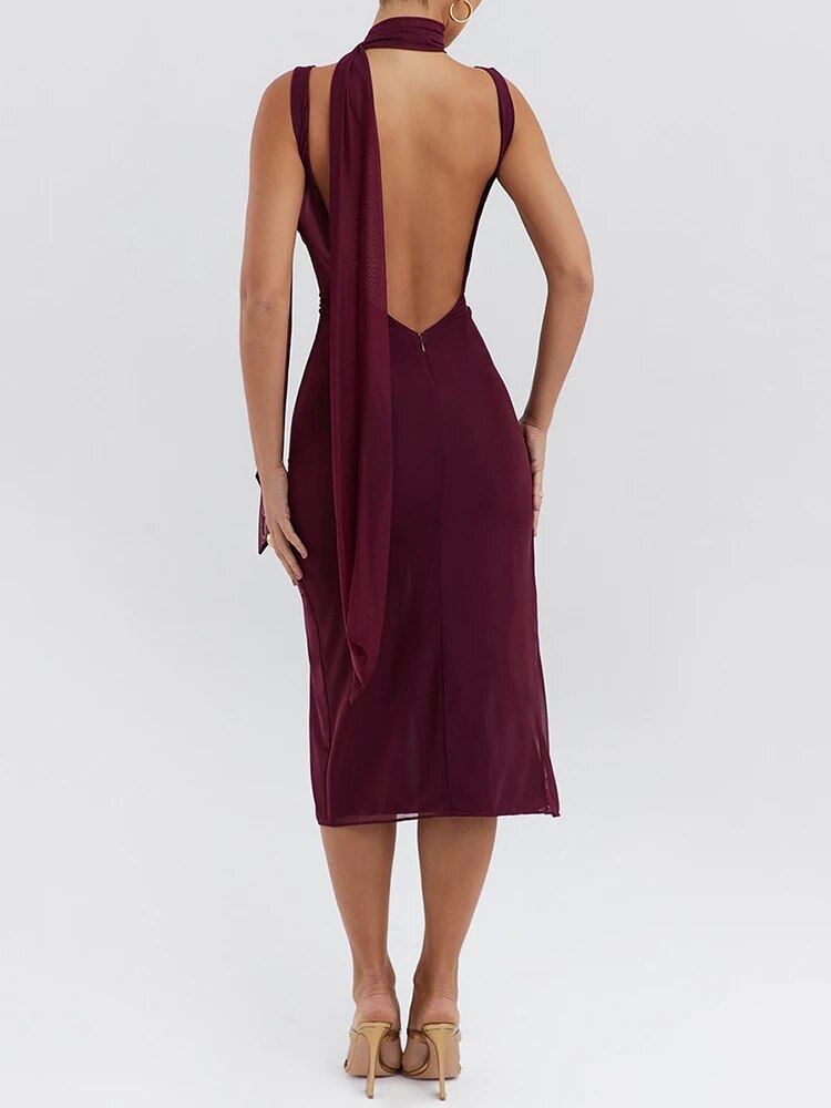Gracefully Styled Dress for Any Occasion