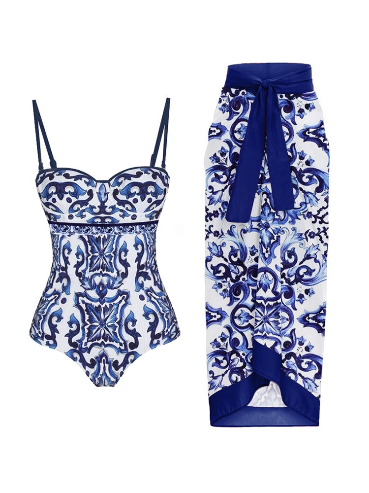 Effortlessly Elegant Garment with a Timeless Design