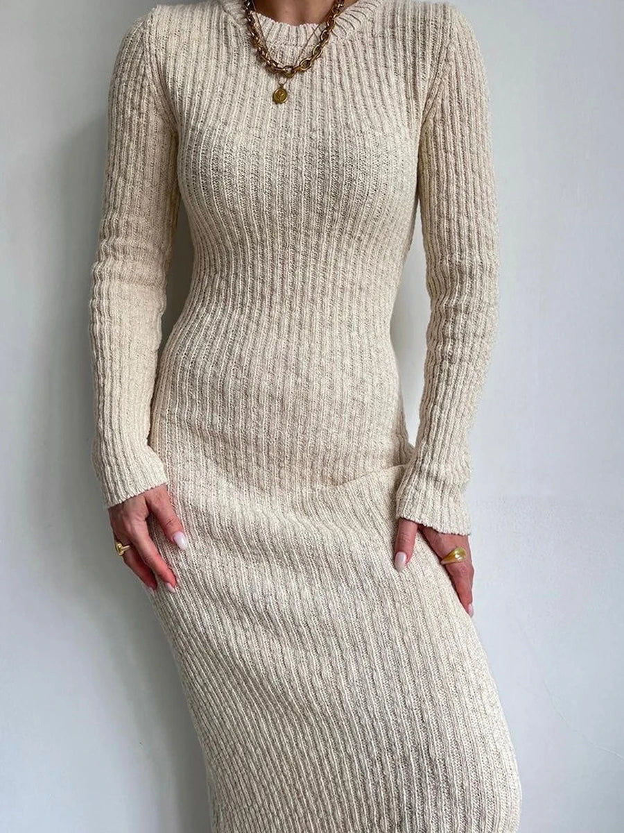 Classic Vintage Sweater with a Flattering Fit