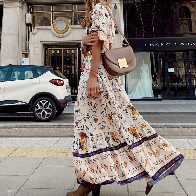 Beautifully Crafted Dress in a Classic Style