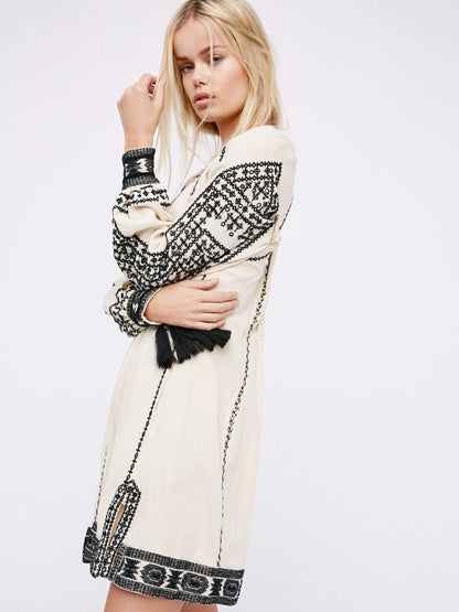 Gracefully Styled Dress for Any Occasion