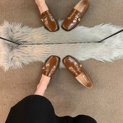 Chic Orthopedic Loafers with Unique Design