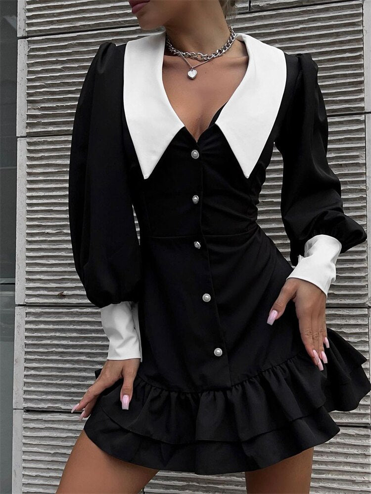 Effortlessly Elegant Dress with a Timeless Design