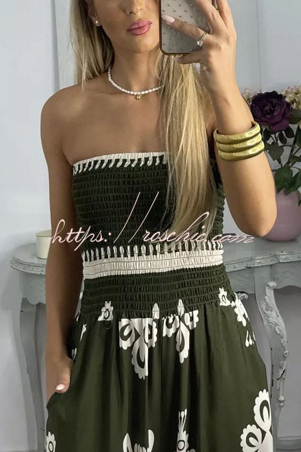 Gracefully Styled Garment for Any Occasion