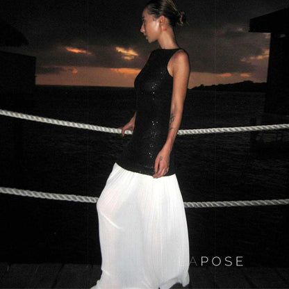 Effortlessly Elegant Dress with a Timeless Design