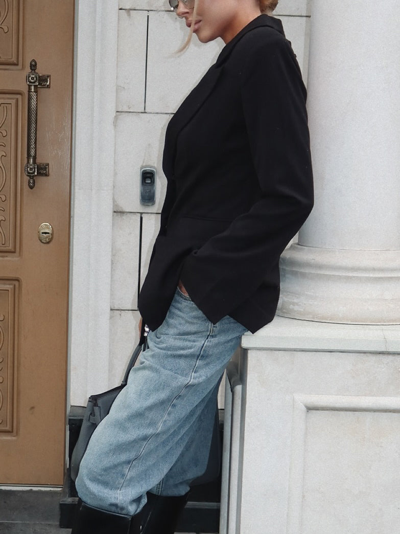 Well Tailored Garment with a Graceful Silhouette