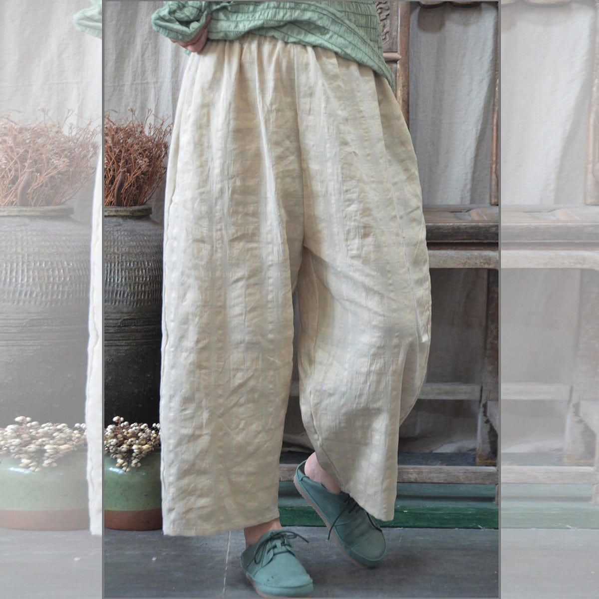 Elegantly Styled Pants for Everyday Wear
